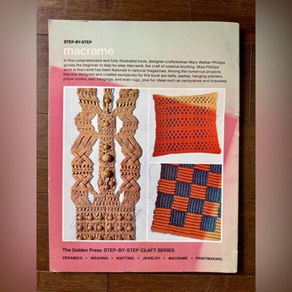 StepbyStep Macramé Book - Picture 3 of 3